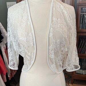 Sheer Floral Lace Cropped Bolero